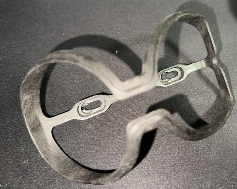 cage02.jpg